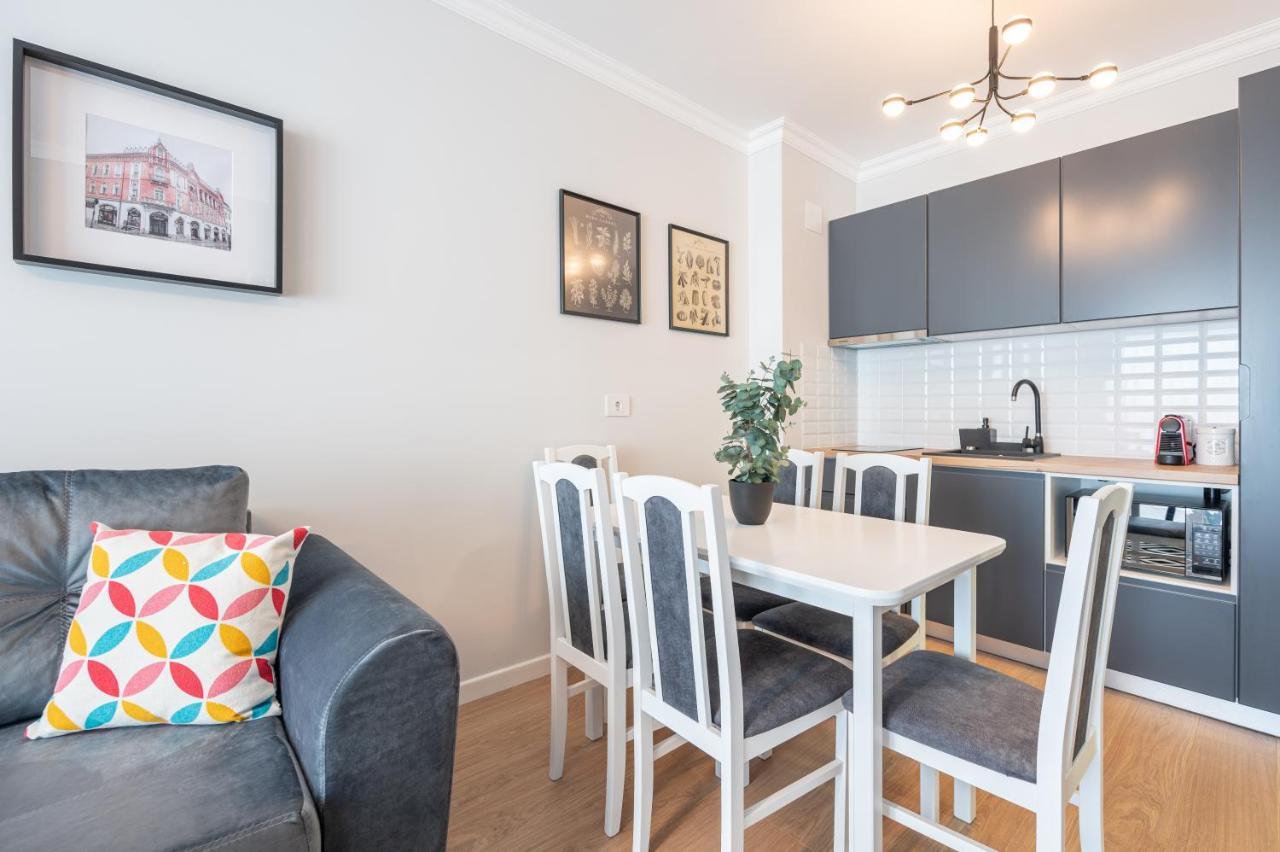 Lilla Flats Appartement Oradea Buitenkant foto
